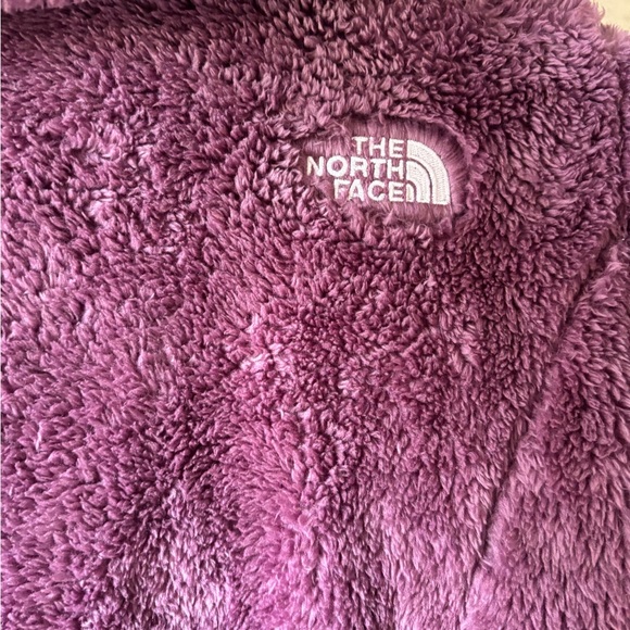 The North Face Kids Purple Puffer Jacket - Picture 6 of 7